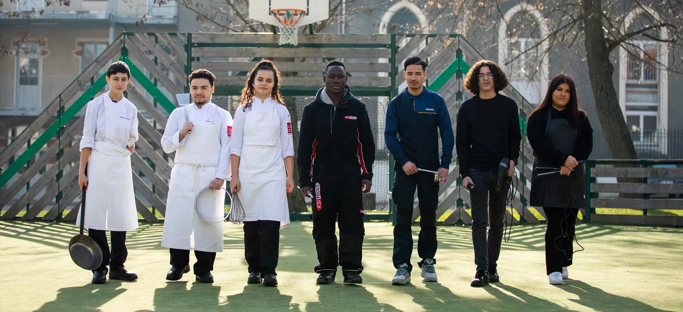 Sept jeunes de Poullart des Places représentent les différentes formations